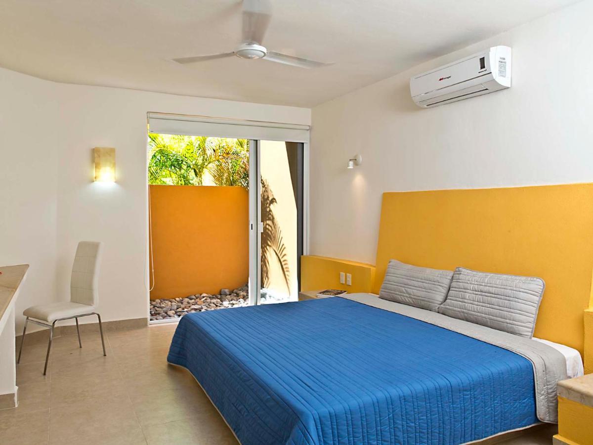 Hotel Ixzi Plus Икстапа Екстериор снимка