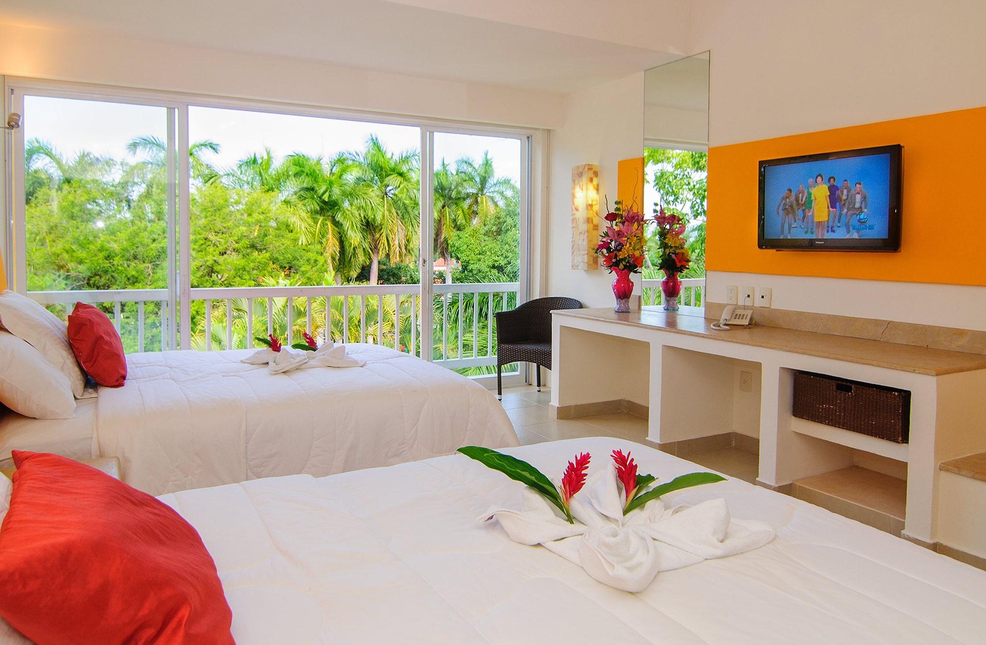 Hotel Ixzi Plus Икстапа Екстериор снимка