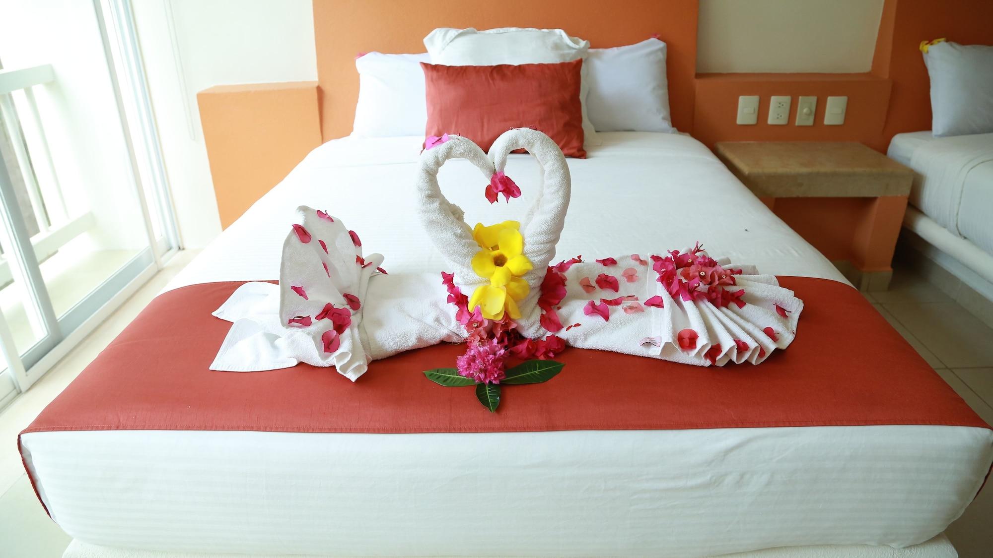 Hotel Ixzi Plus Икстапа Екстериор снимка