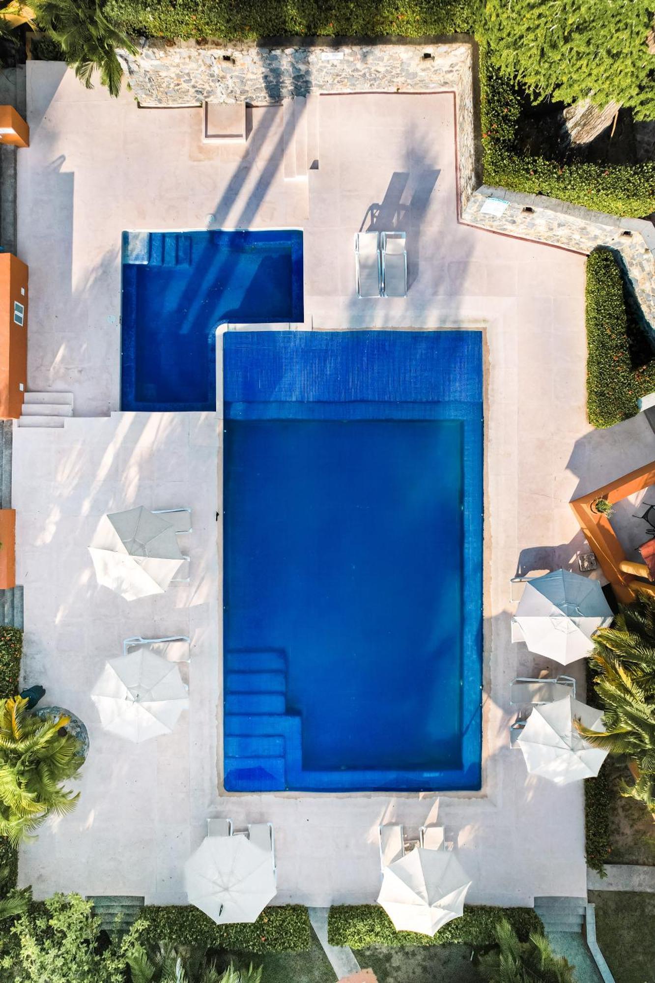 Hotel Ixzi Plus Икстапа Екстериор снимка